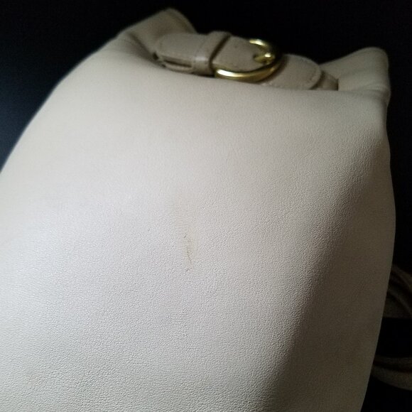 Vintage Coach Soho Bucket Drawstring Shoulder Backpack Cream Bag #4162 - Picture 7 of 8